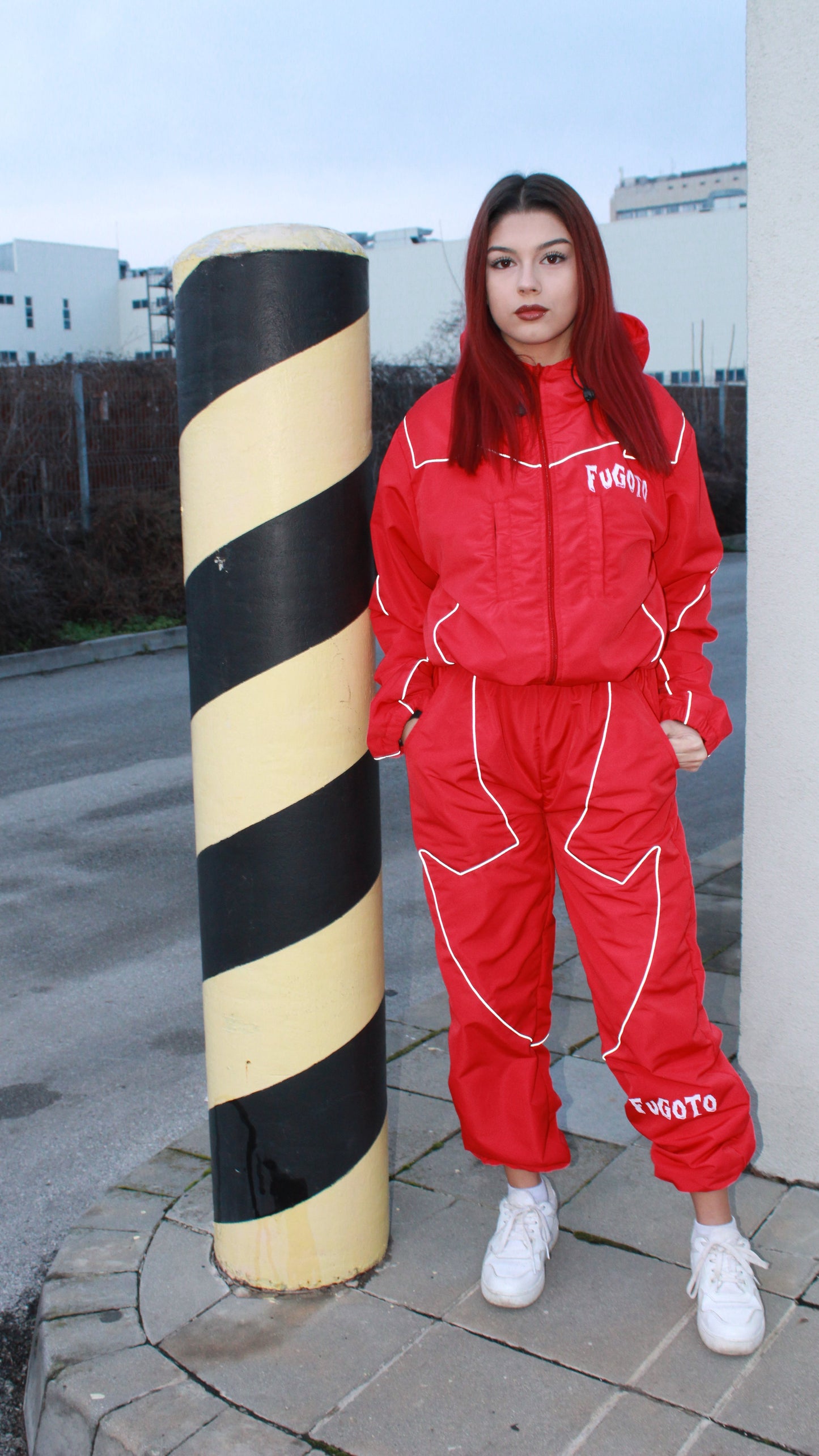 Woman Windbreaker Set "CRIMSON TRACE"